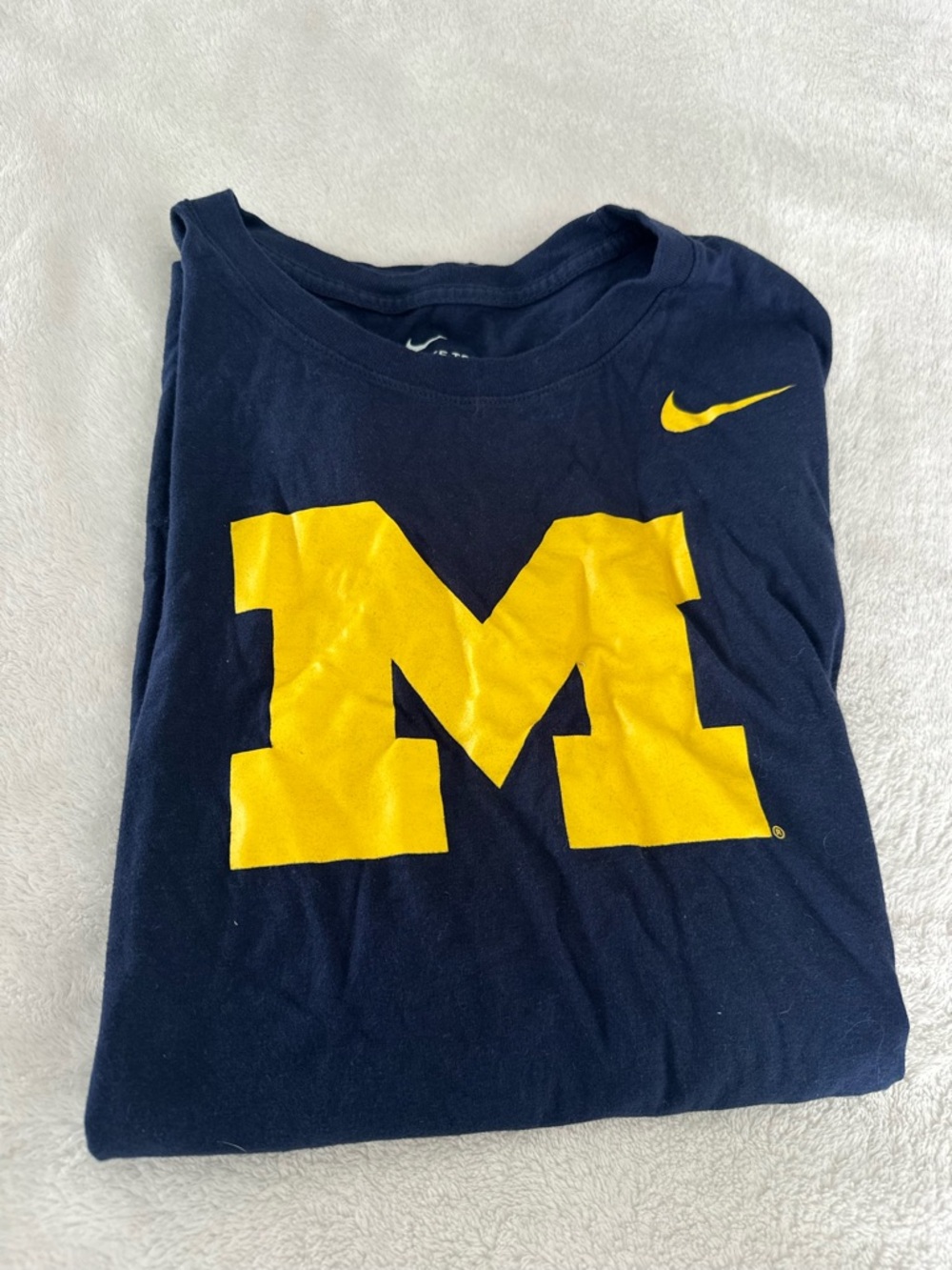 Nike Men’s Navy T-Shirt Michigan Logo